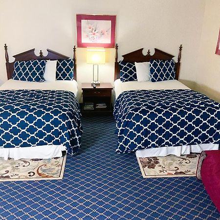 Regency Inn & Suites West Springfield Extérieur photo